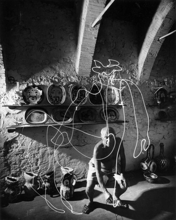 Pablo Picasso draws a light painting in southeastern France. Photo by LIFE photographer Gjon Mili.