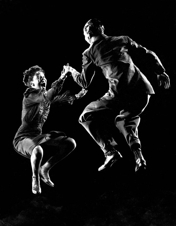 Lindy Hop dance by Willa Mae Ricker and Leon James, photo by Gjon Mili.