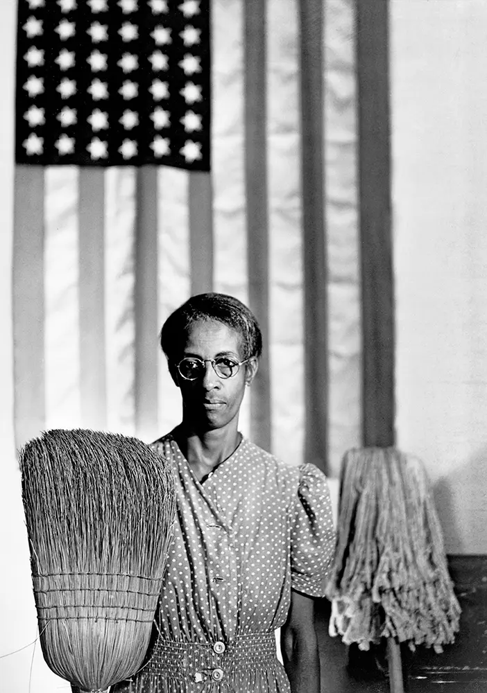 Gordon Parks's reinterpretation of American Gothic