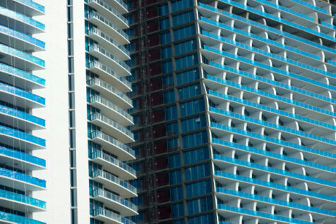 <a class="white" href="https://www.dropbox.com/s/qisl9c7m4b98z9e/building-construction-miami.jpg?dl=1">Download High-Resolution Photo</a> Building construction in Miami free stock photo
