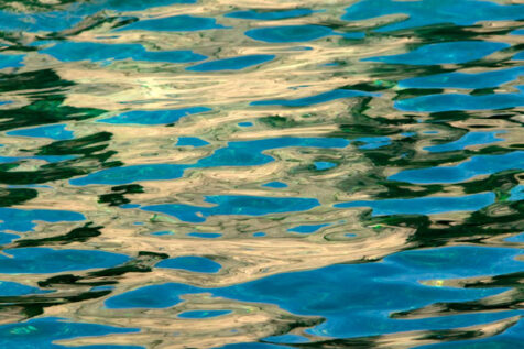 <a class="white" href="https://www.dropbox.com/s/xo32uv23h17ufqu/colorful-reflections.jpg?dl=1">Download High-Resolution Photo</a> Colorful reflections in water free stock pic