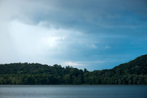 <a class="white" href="https://www.dropbox.com/s/pppiha02vwnmplu/lake-landscape.jpg?dl=1">Download High-Resolution Photo</a> Lake landscape at dusk free stock photo