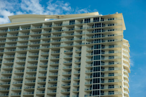 <a class="white" href="https://www.dropbox.com/s/5enm13w2r38eg2o/luxury-apartments-miami.jpg?dl=1">Download High-Resolution Photo</a> Luxury apartments free stock image