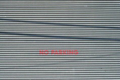 <a class="white" href="https://www.dropbox.com/s/2ognpmp1crqy1d7/no-parking-garage-door.jpg?dl=1">Download High-Resolution Photo</a> No parking free stock photo
