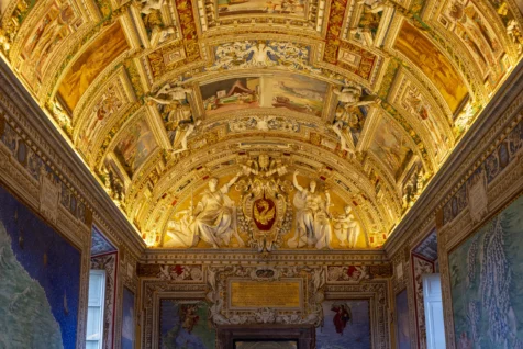 A magnificent ceiling inside the Musei Vaticani, 2022.
