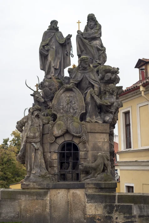 Statues of John of Matha Felix of Valois and Saint Ivan