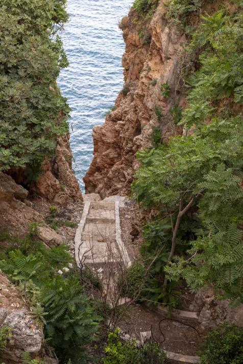 A walkway between cliffs in Antalya, Turkey, 2024.